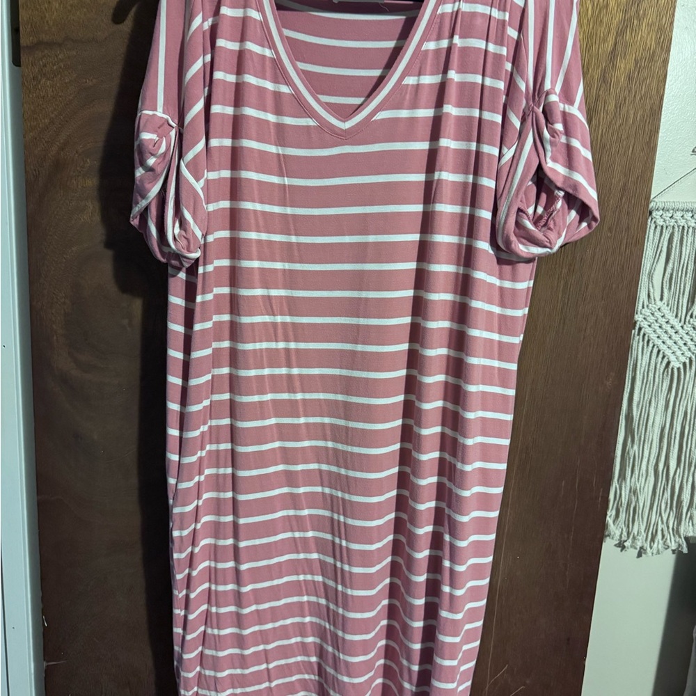 Zenana Outfitters Coral and Cream Striped V-Neck Top